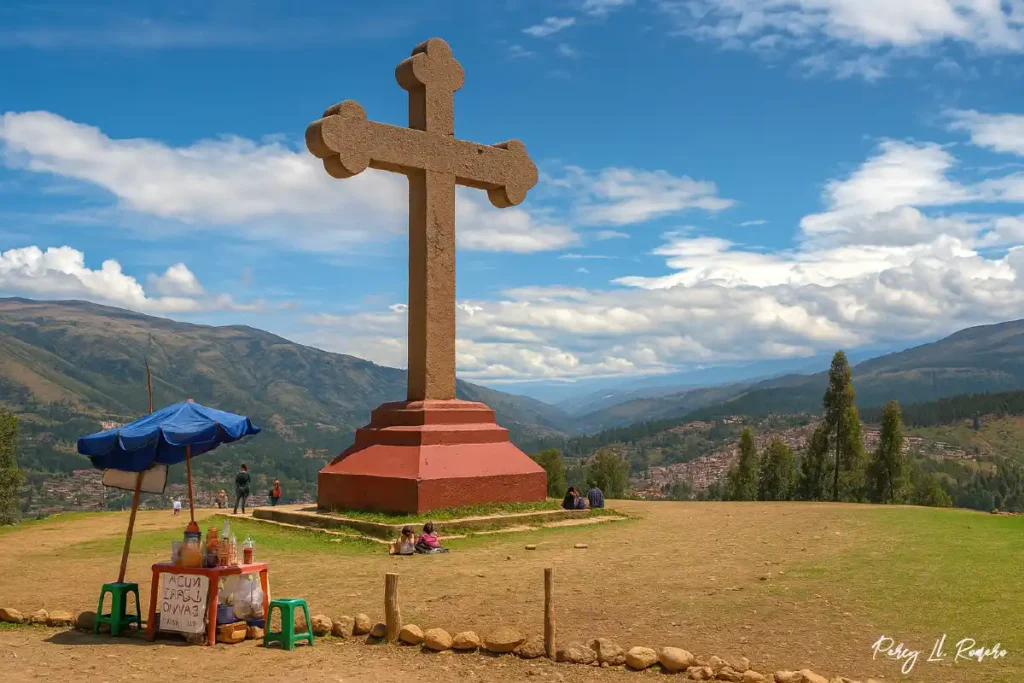 Mirador de Rataquenua con vista panorámica de Huaraz y la cordillera Blanca
