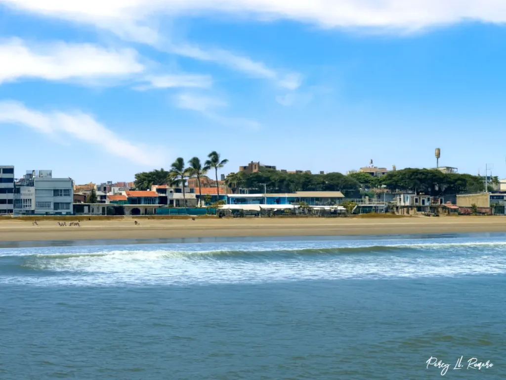 Playa Pimentel en Lambayeque Chiclayo