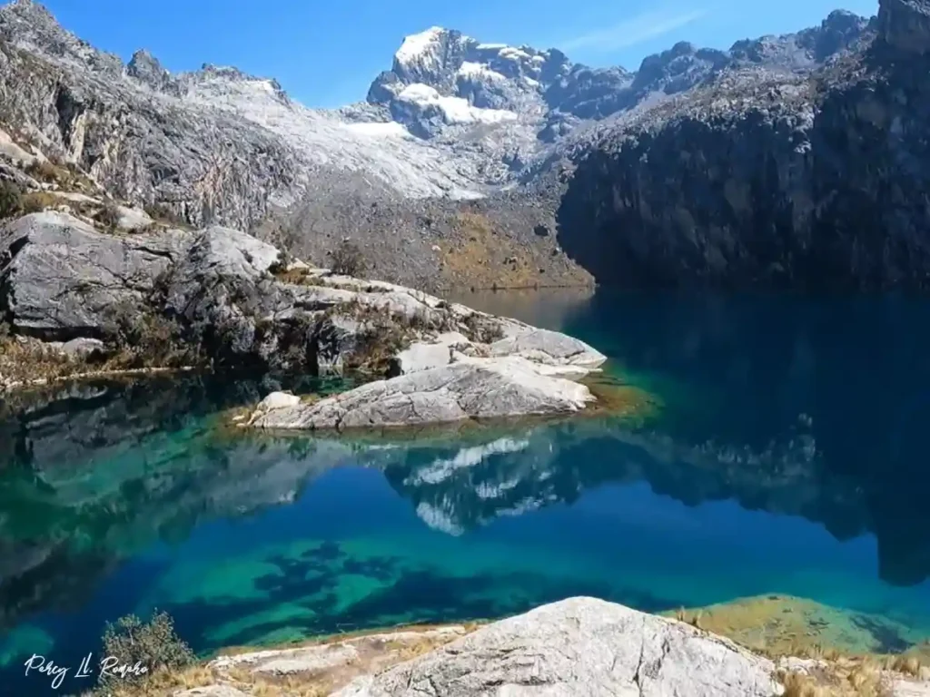 Laguna Churup en temporada seca