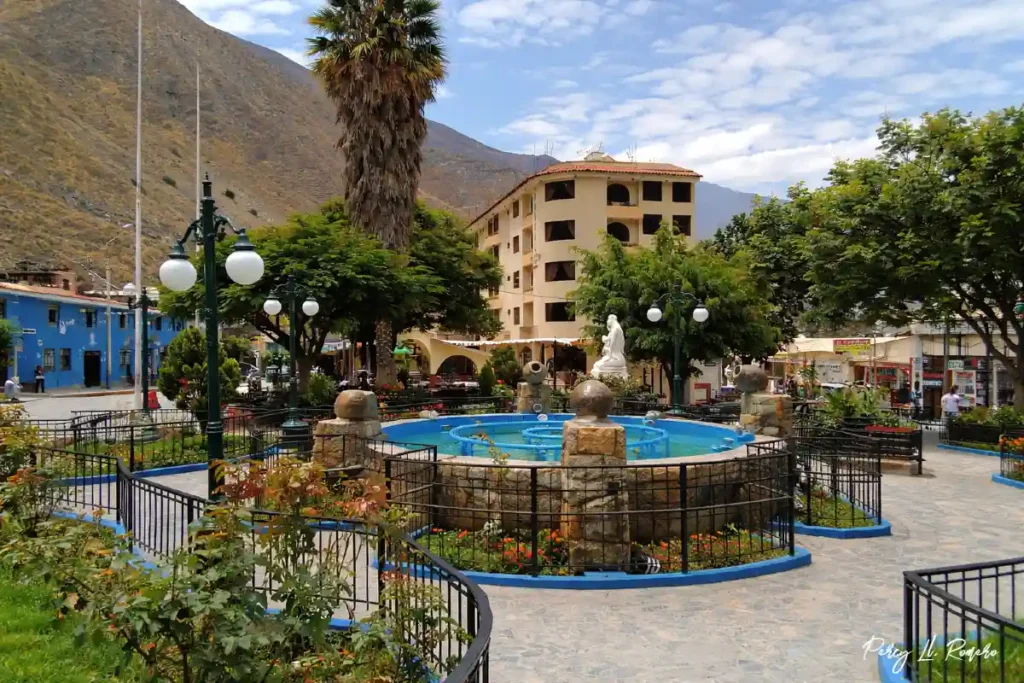 Plaza de armas de Churín